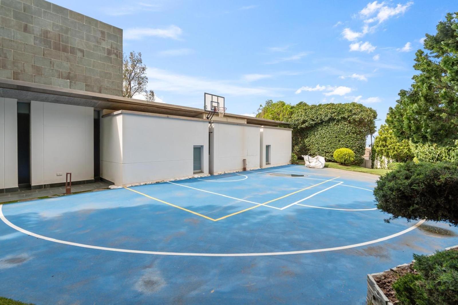 Luxury 5 Bedroom Benalmádena